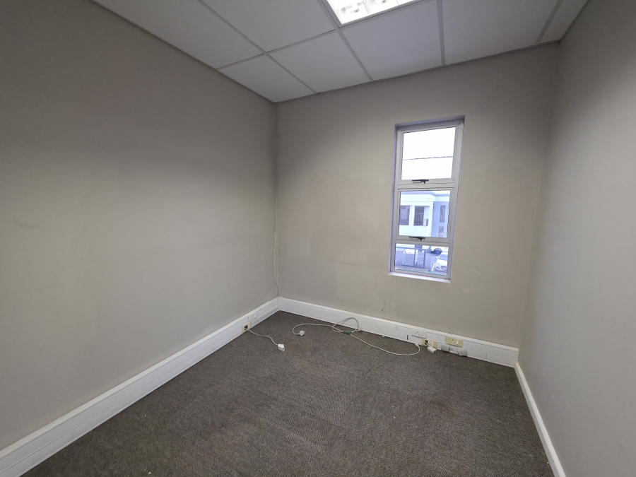 To Let Commercial Property for Rent in Berea Eastern Cape
